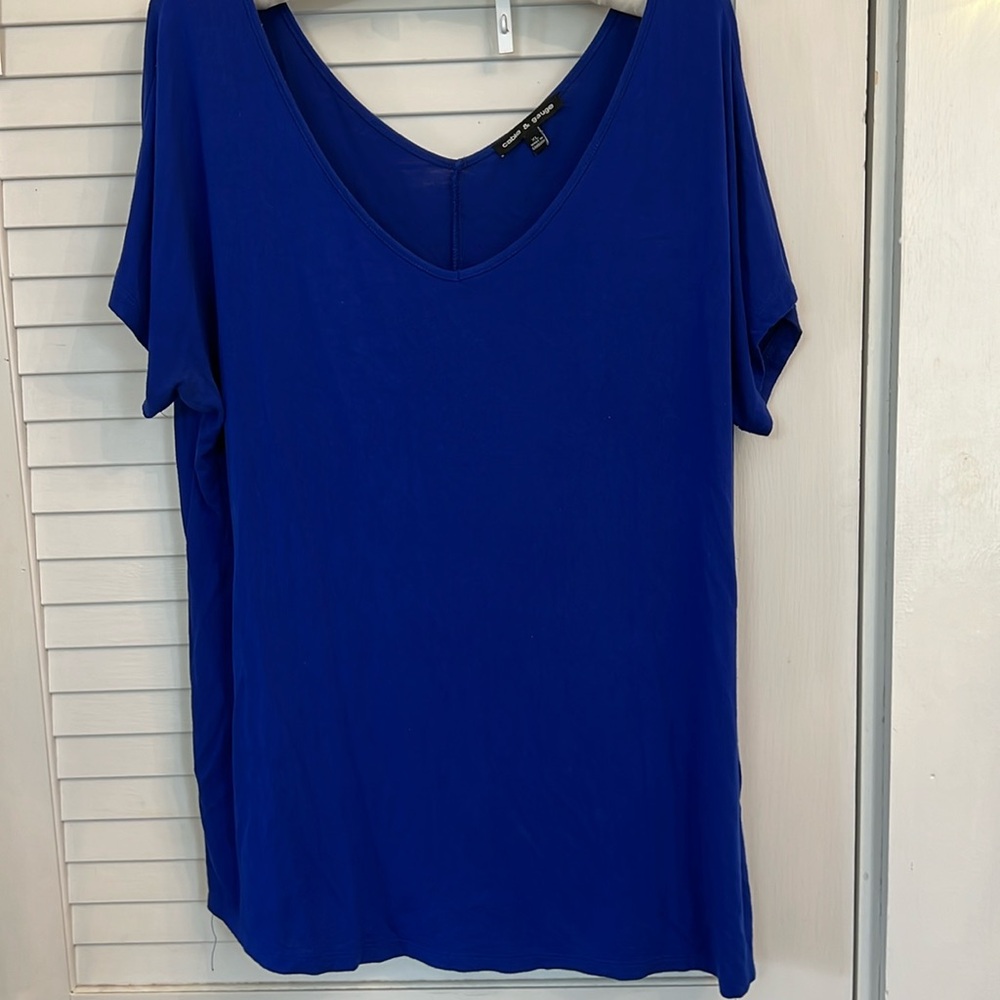 Cable and Gauge XL royal blue women’s knit shirt